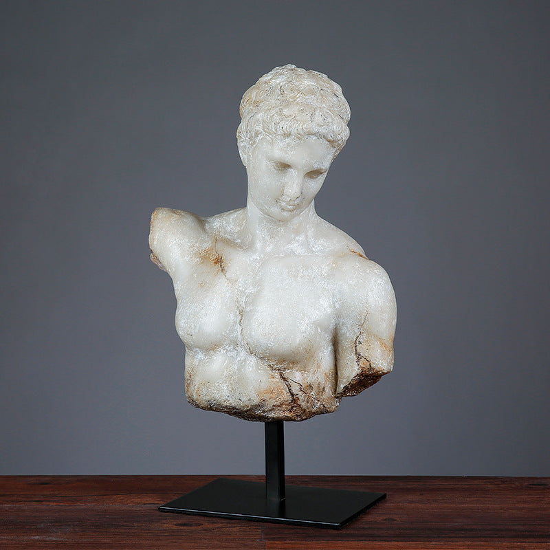 Resin sculpture ornaments